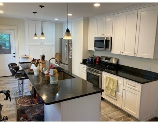 Property Photo: 2061 Commonwealth Ave 2 MA 02466