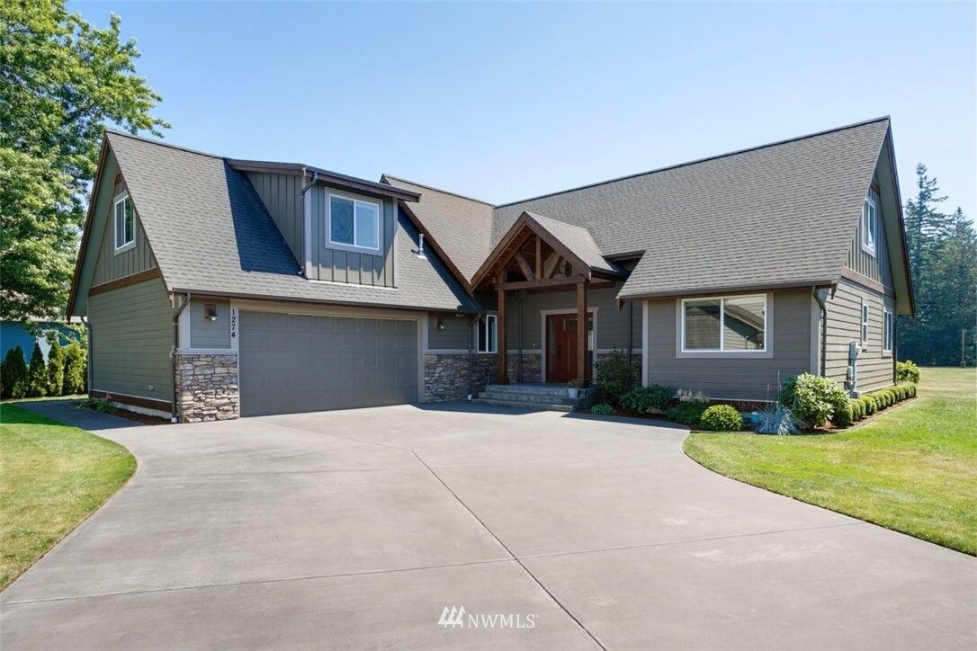 Property Photo: 1274 Turnberry Court WA 98264