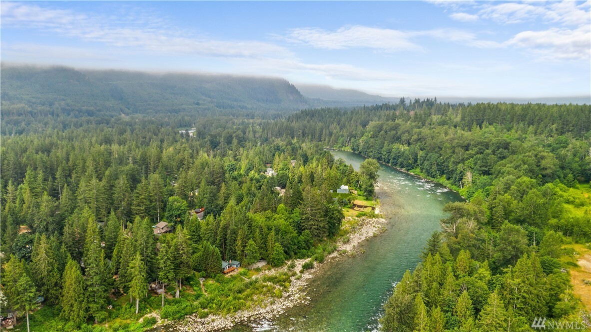 Property Photo: 44623 Fir Rd WA 98251