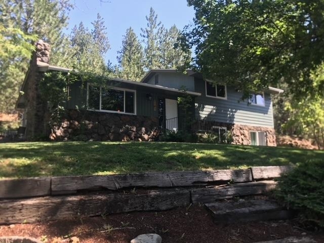 Property Photo: 1103 S Highland Dr WA 99212-3057