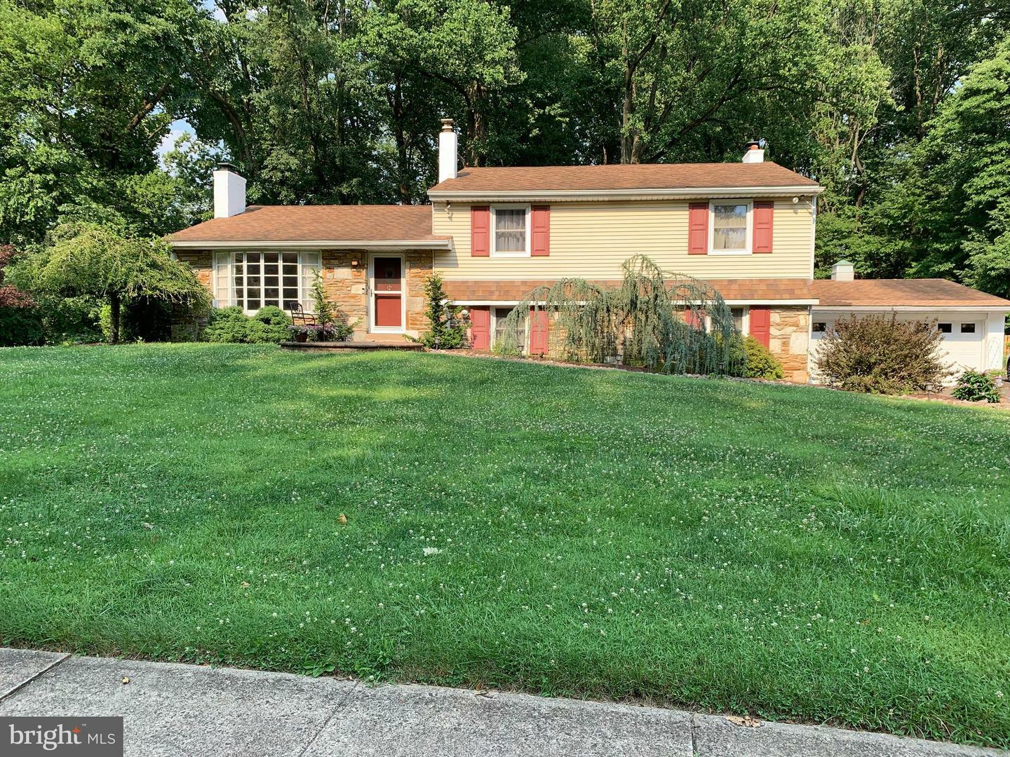 Property Photo:  154 Deer Run Road  PA 19090 