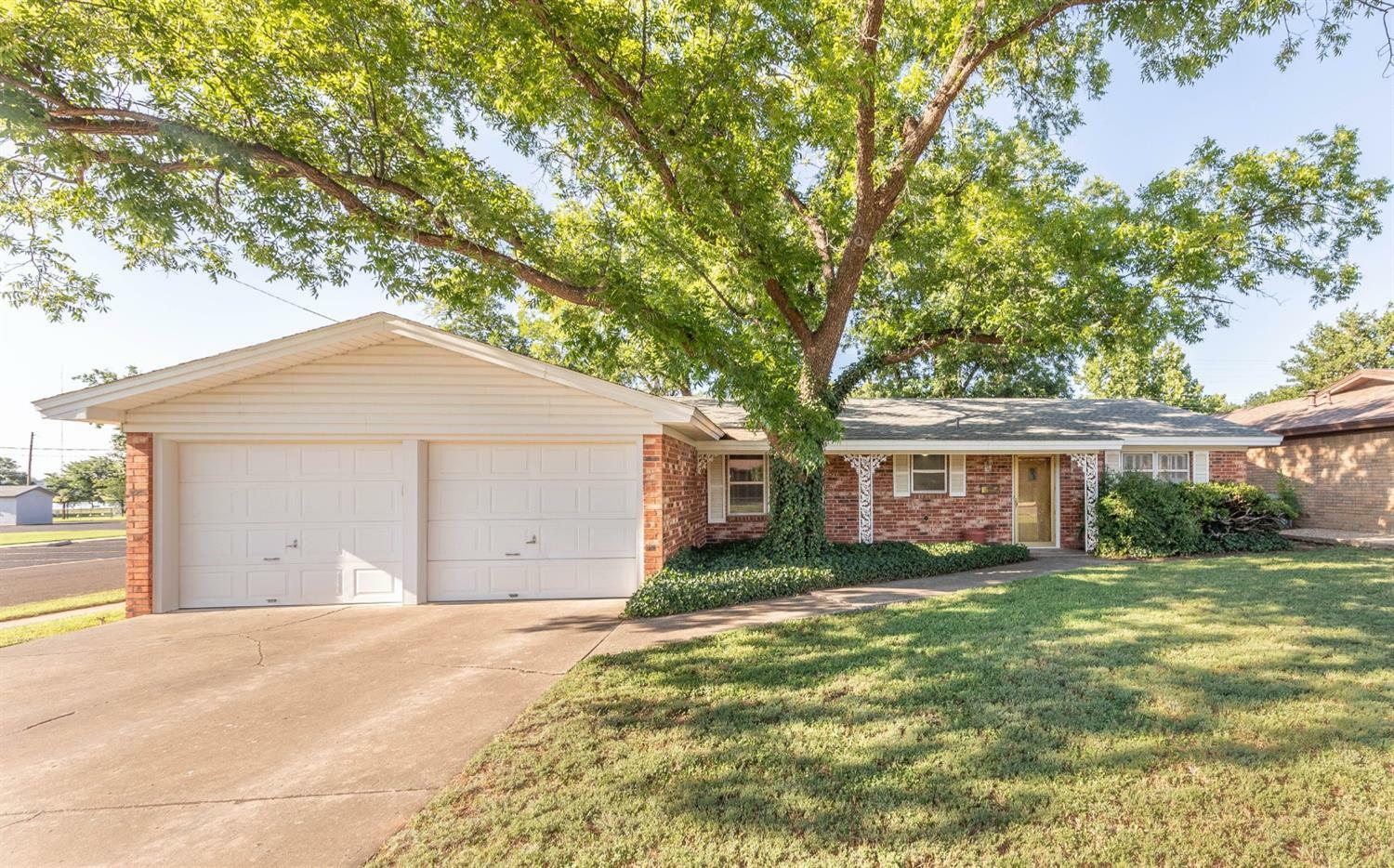 Property Photo:  3301 60th Street  TX 79413 