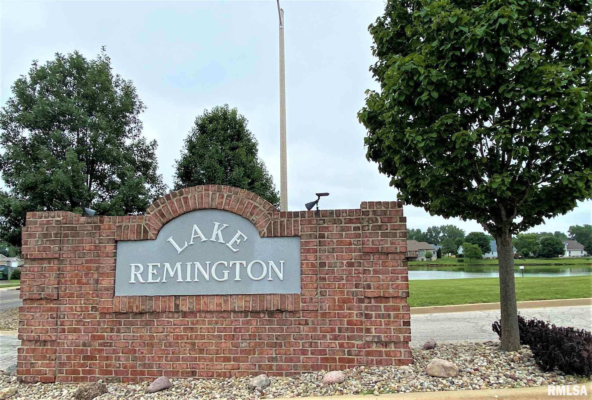 1401 - 1403 Remington  Pekin IL 61554 photo
