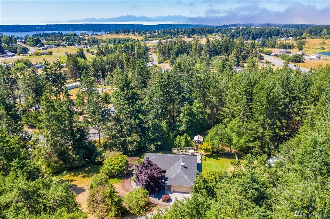 Property Photo: 1185 Jeanie Lane WA 98277