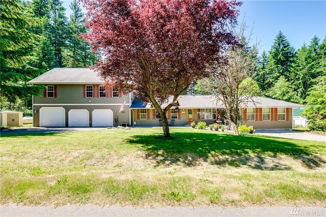 Property Photo: 9560 Emerald Dr SE WA 98367