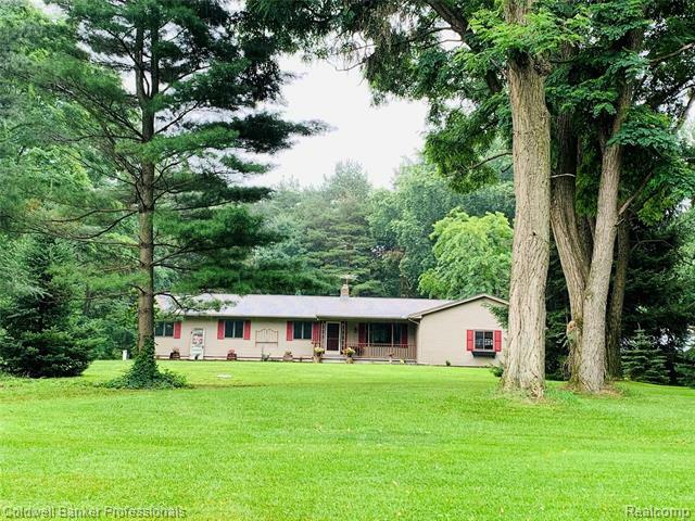 Property Photo: 3517 Pine Creek Road MI 48455