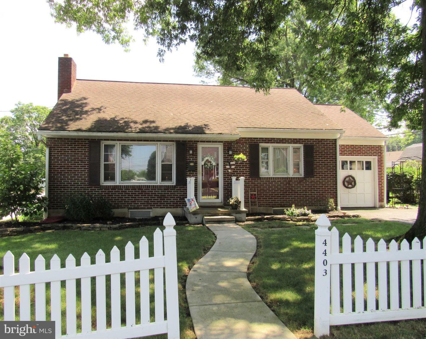 Property Photo: 4403 4th Avenue PA 19560