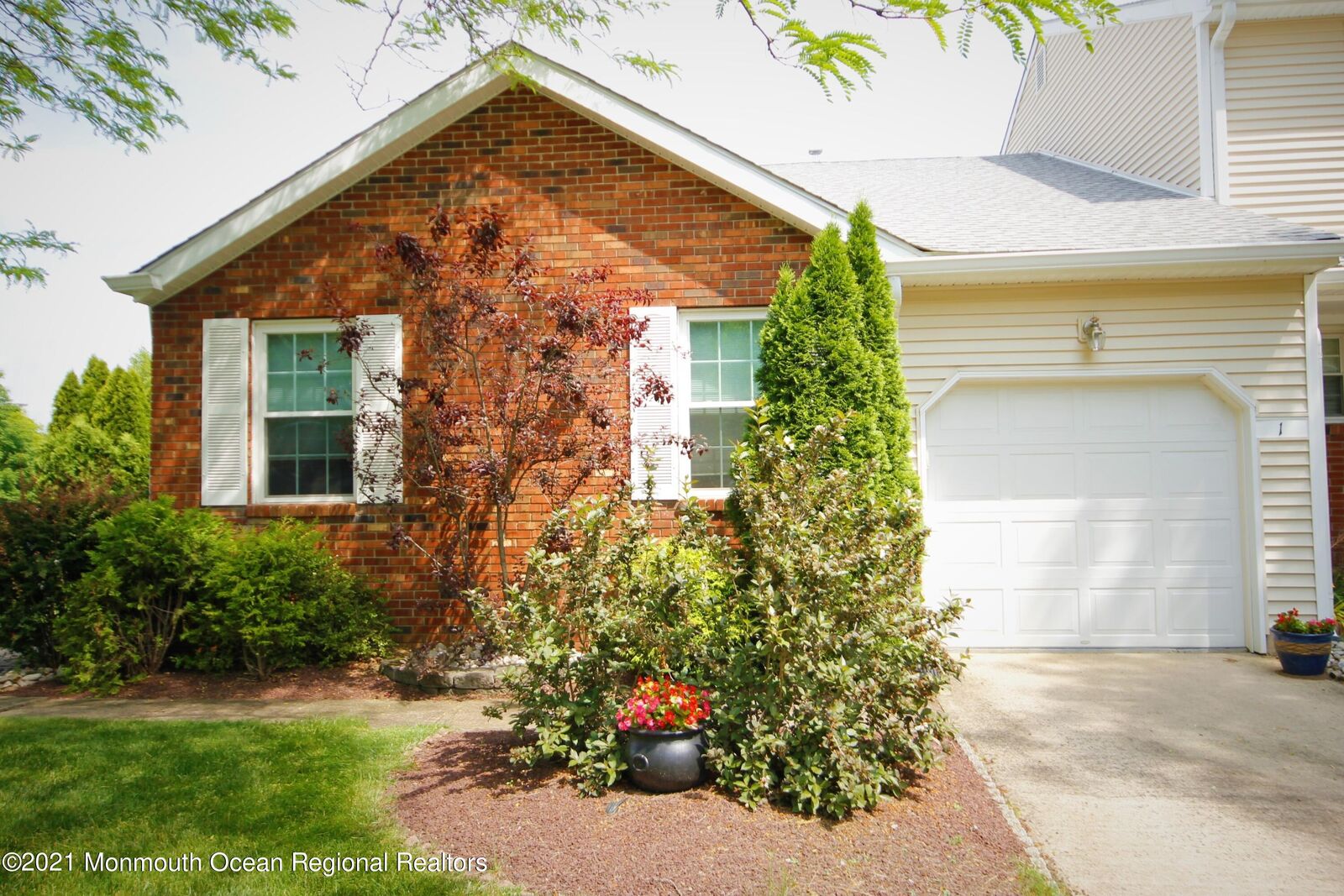 Property Photo:  1 Redwood Drive  NJ 07724 