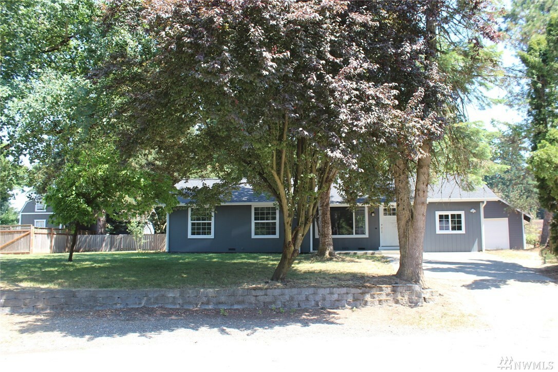 Property Photo:  7962 Lyndbrook Ct  WA 98248 