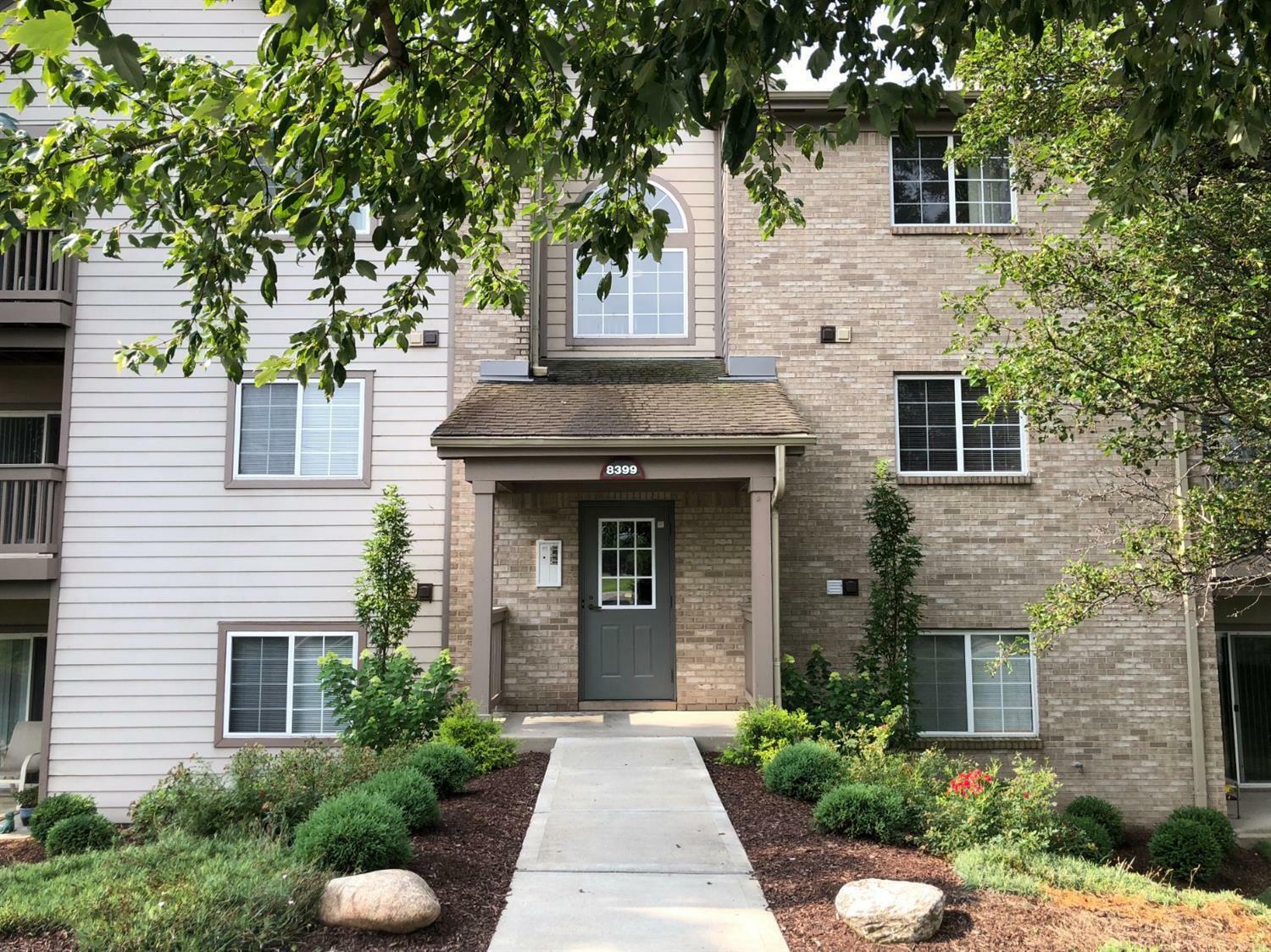 Property Photo: 8399 Spring Valley Ct OH 45069