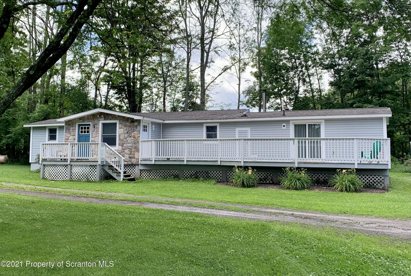 Property Photo:  357 Saw Mill Road  PA 18436 