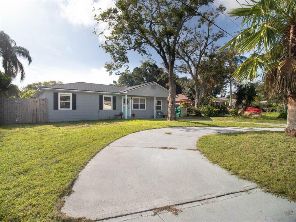 Property Photo:  1509 Young Avenue  FL 33756 