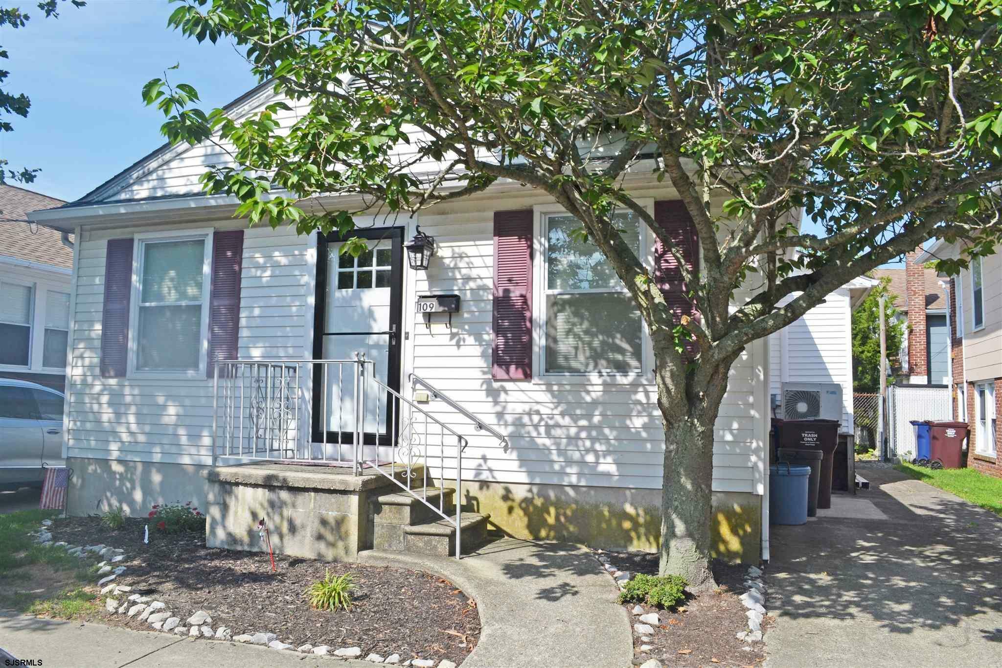 Property Photo:  109 N Cambridge  NJ 08406 