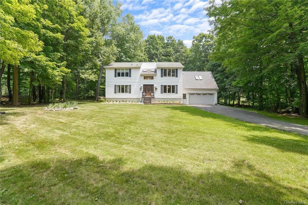 Property Photo:  17 School House Lane  NY 12589 