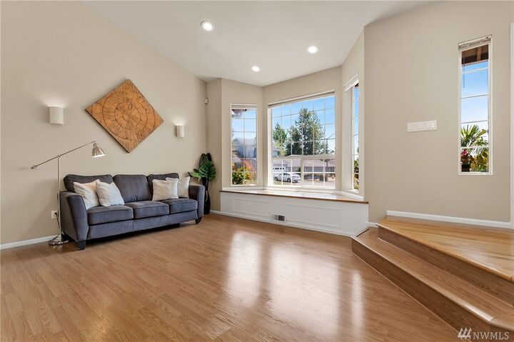 Property Photo:  22962 SE 280th Pl  WA 98038 