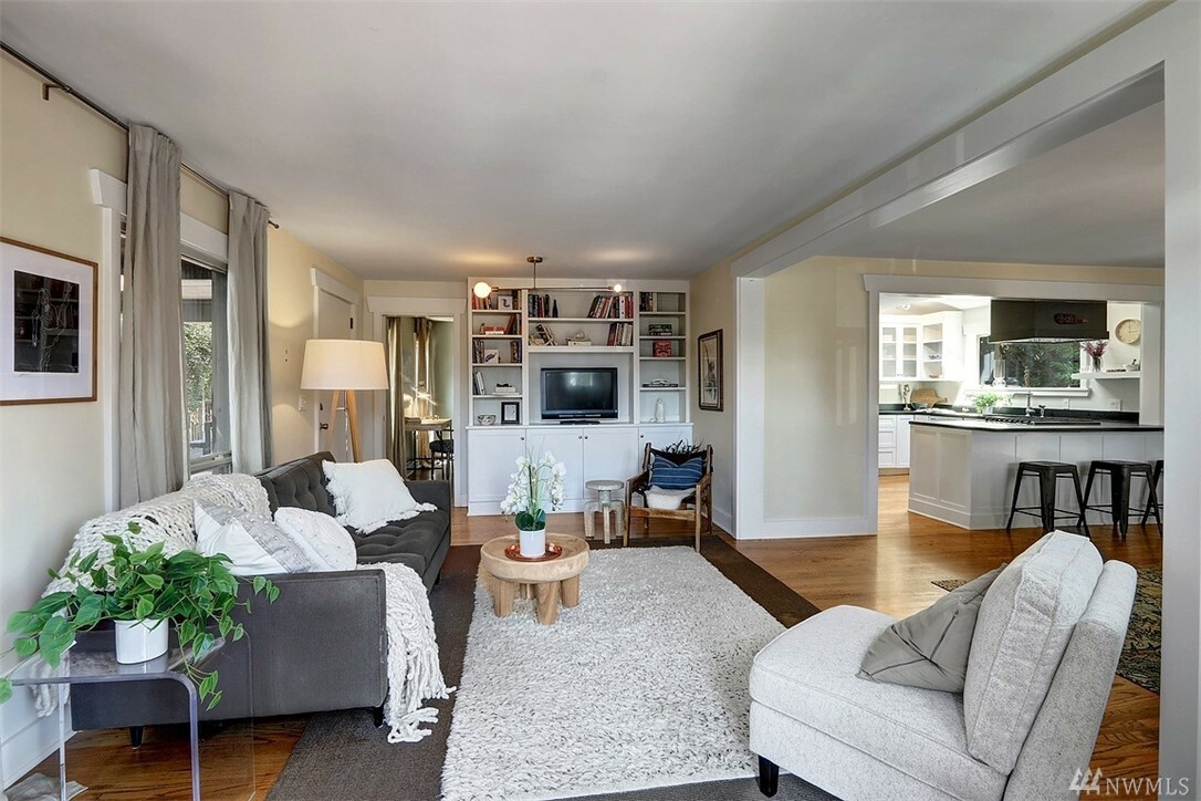 Property Photo: 110 NW 101st St WA 98177