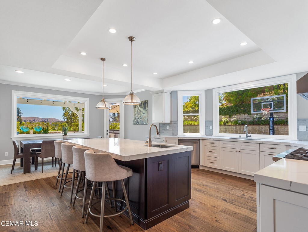 Property Photo: 6130 Heritage Drive CA 91301