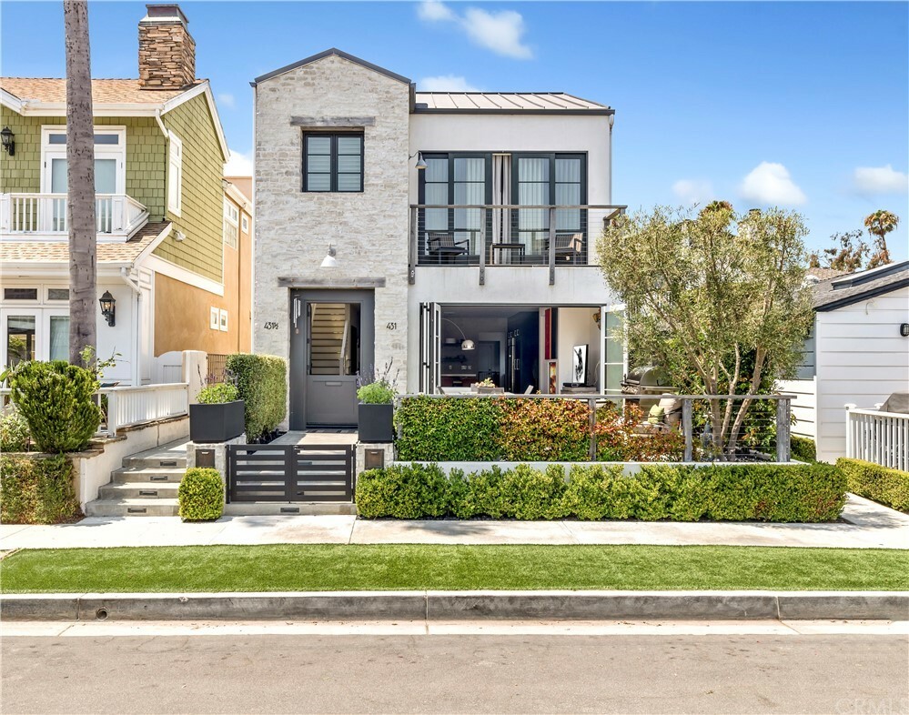Property Photo: 431 Heliotrope Avenue CA 92625