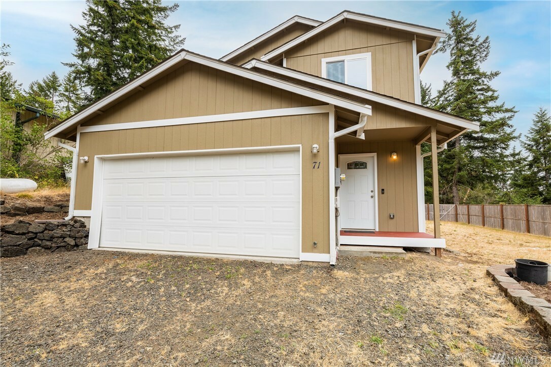 Property Photo:  71 NE Allen Ct  WA 98528 