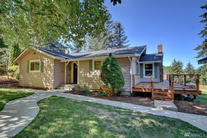 Property Photo:  289 Curtis Hill Rd  WA 98532 