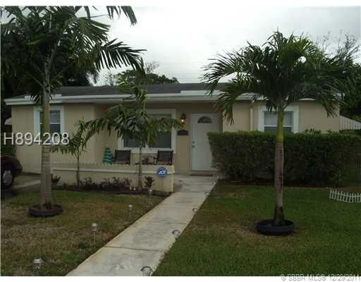 Property Photo:  
