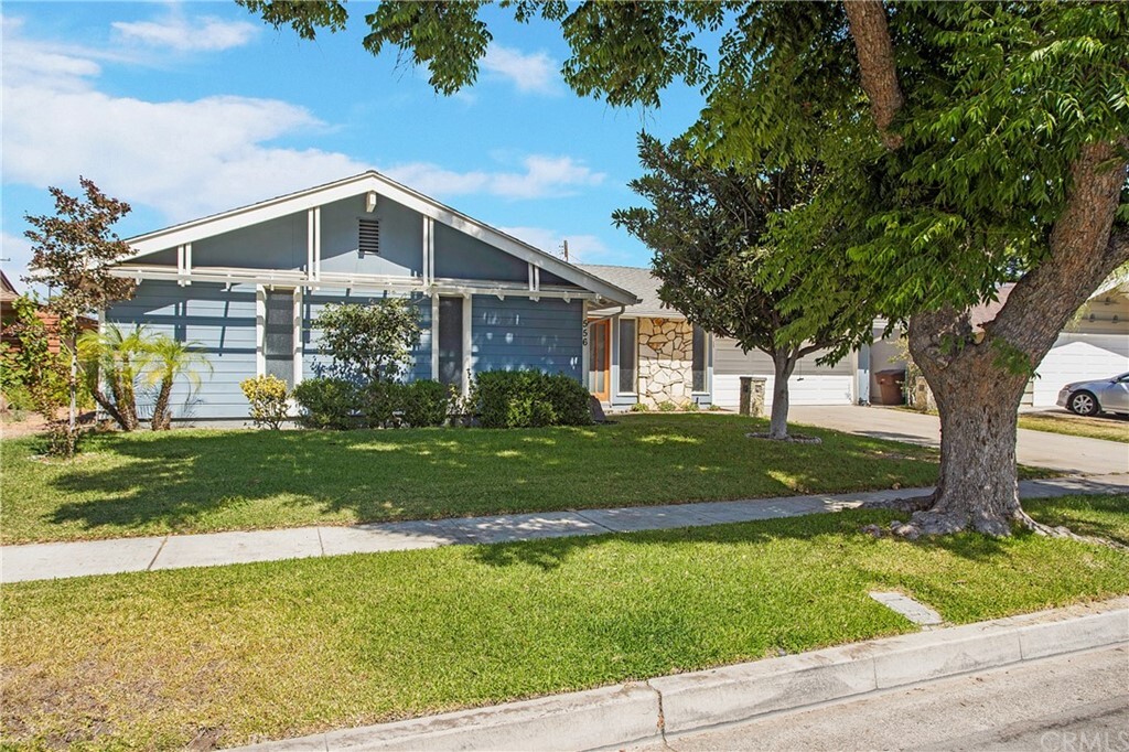 Property Photo: 556 S Dune Street CA 92806