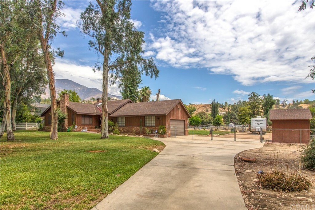 Property Photo: 7181 Browning Road CA 92346