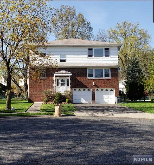 Property Photo:  3 Garfield Place 1  NJ 07643 