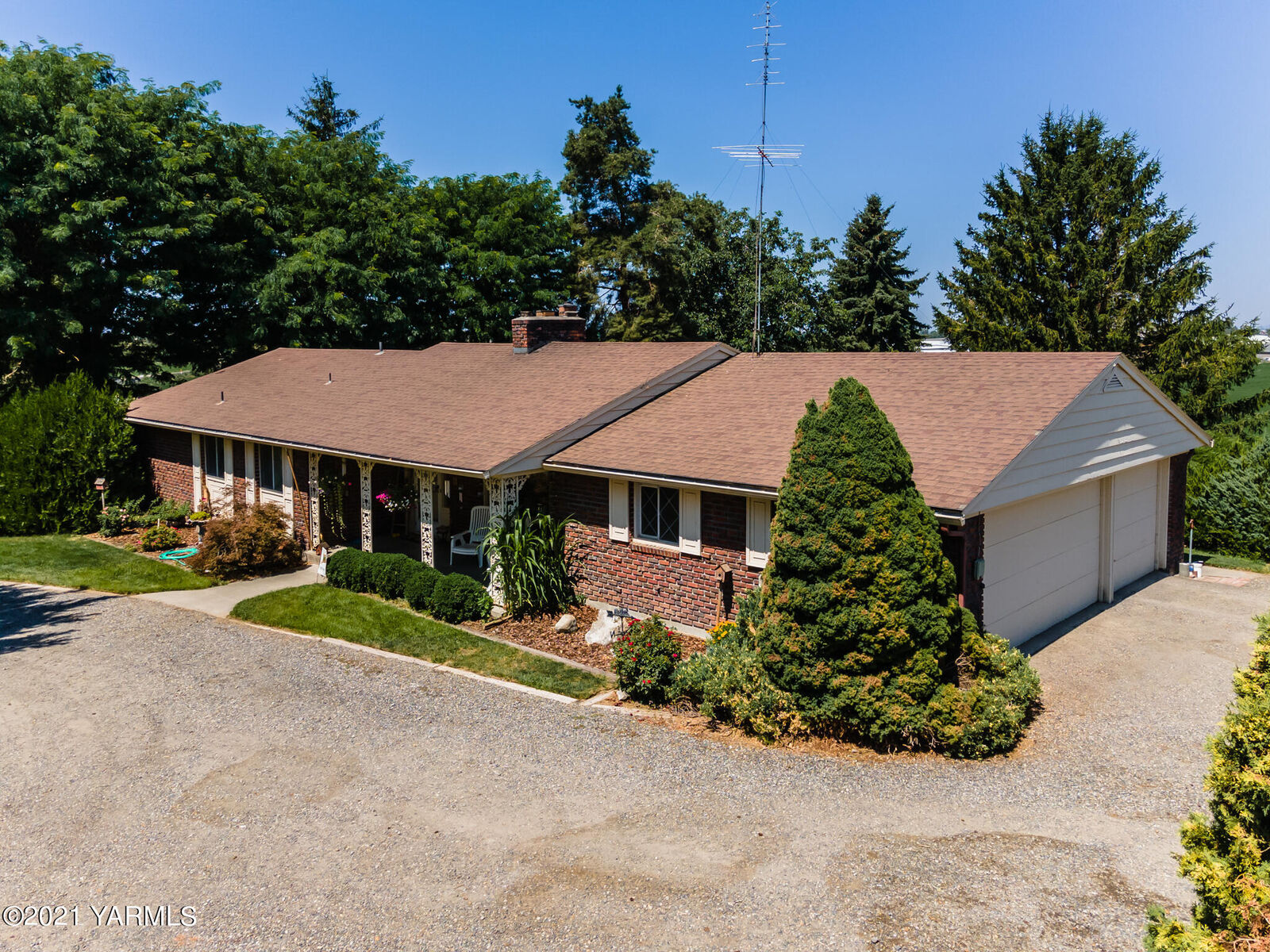 Home for sale in Grandview 701 Pleasant Ave, Grandview, WA 98930