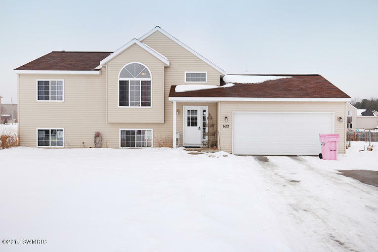 Property Photo:  622 Birch Run  MI 49329 