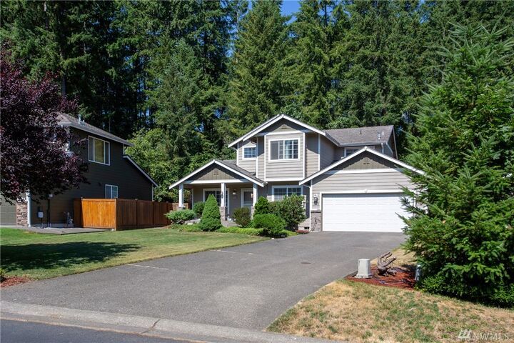 Property Photo: 19012 Silver Creek Ave E WA 98375