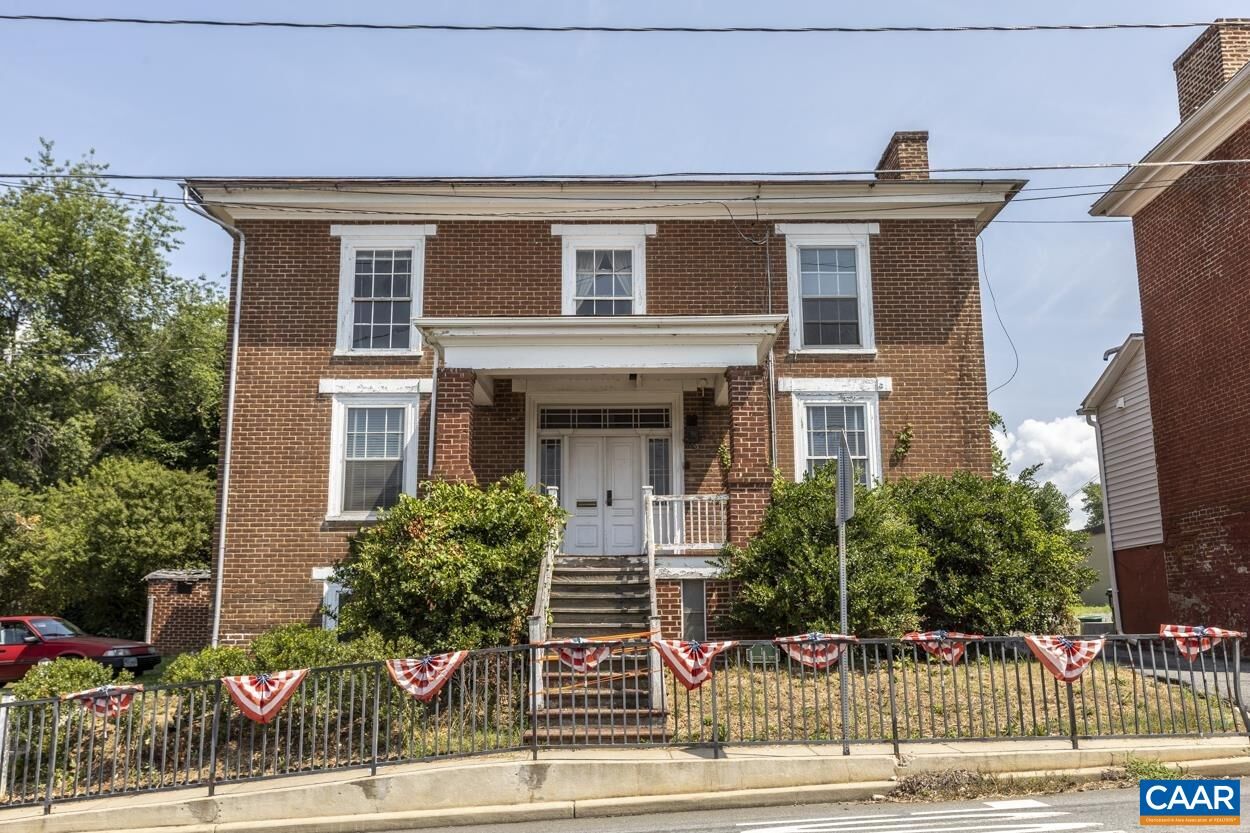 Property Photo: 49 Main St VA 22973