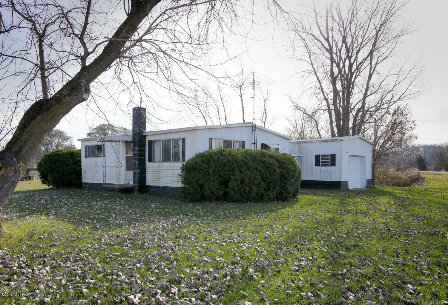 Property Photo:  1639 Case Drive  MI 49094 