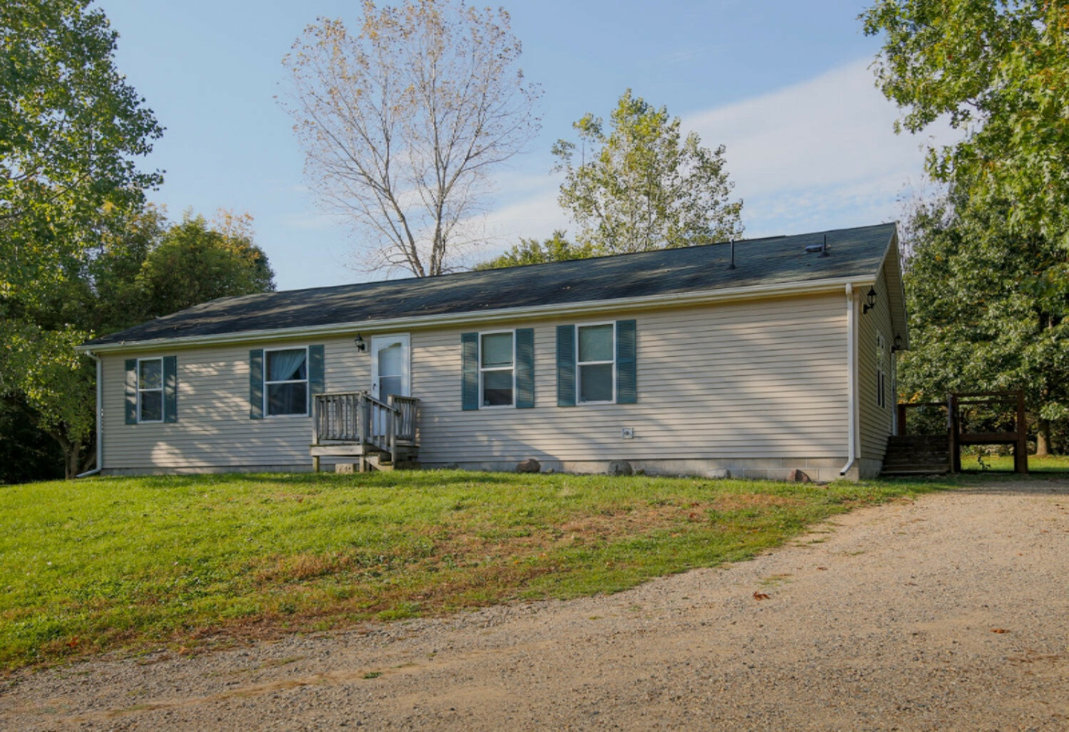 Property Photo:  51528 Burlington Road  MI 49067 