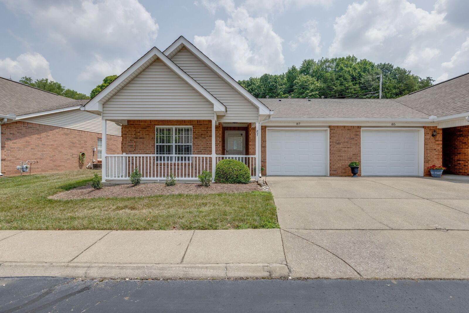 Property Photo:  87 Alton Park Ln  TN 37069 