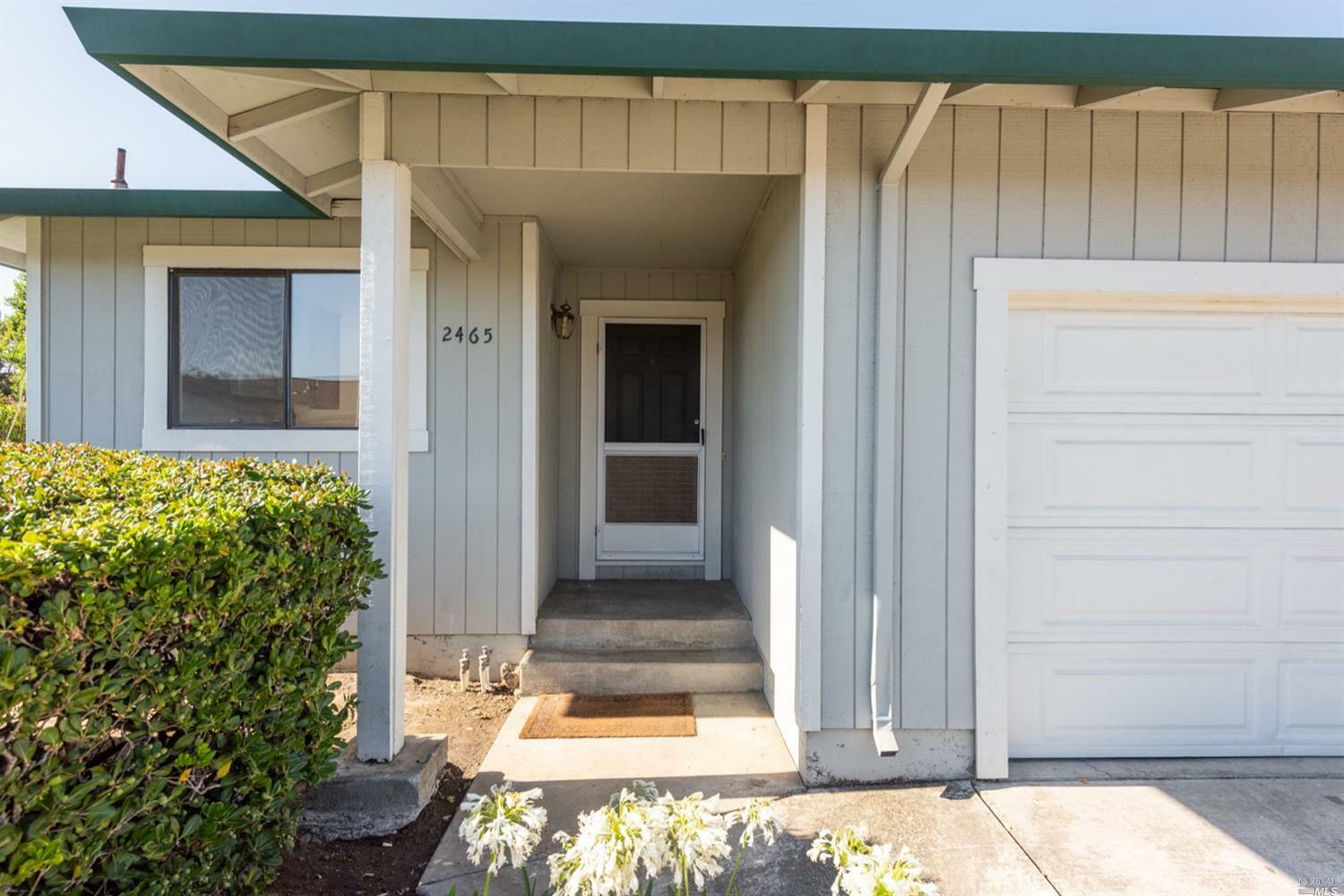 Property Photo:  2465 College Park Circle  CA 95401 