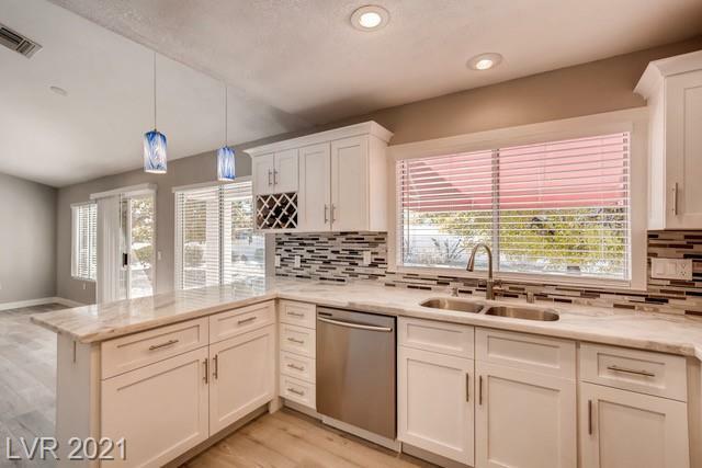 Property Photo:  9505 Sundial Drive  NV 89134 