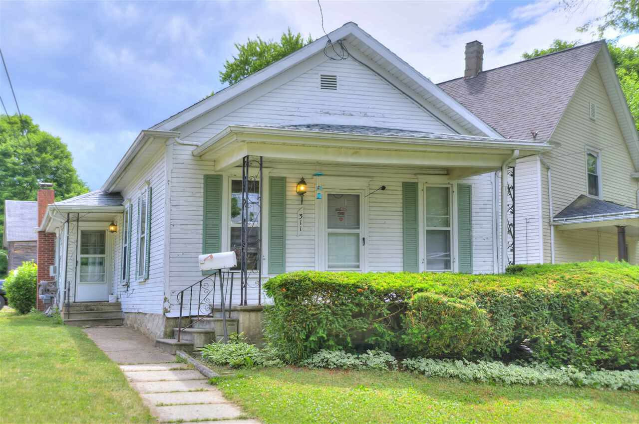 Property Photo:  311 Union St  MI 49203 