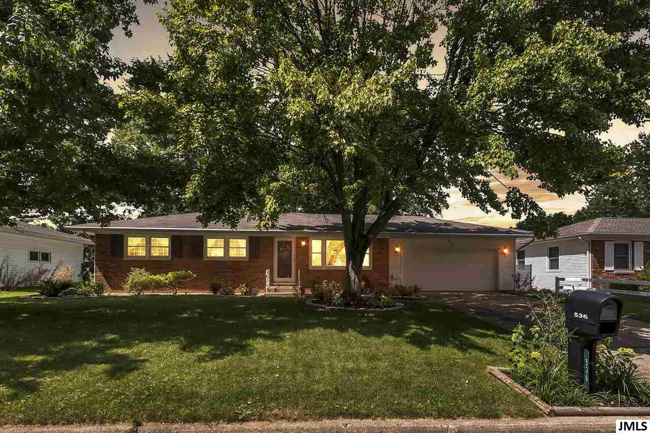 Property Photo:  536 Rutledge  MI 49203 