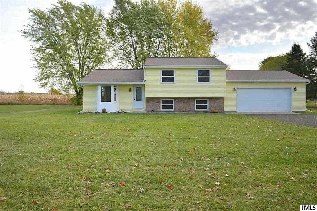 Property Photo:  7855 Napoleon Rd  MI 49201 