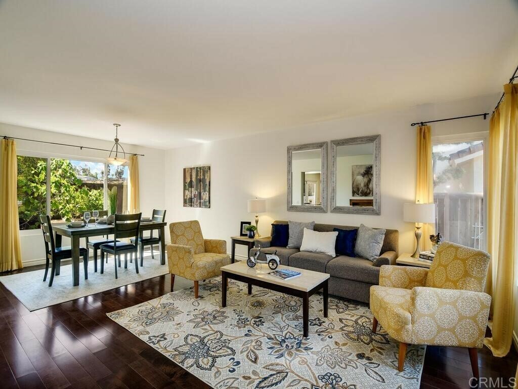Property Photo: 10581 Oakbend Drive CA 92131