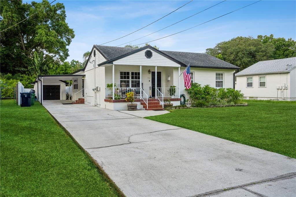 Property Photo: 812 W Indiana Avenue FL 33603