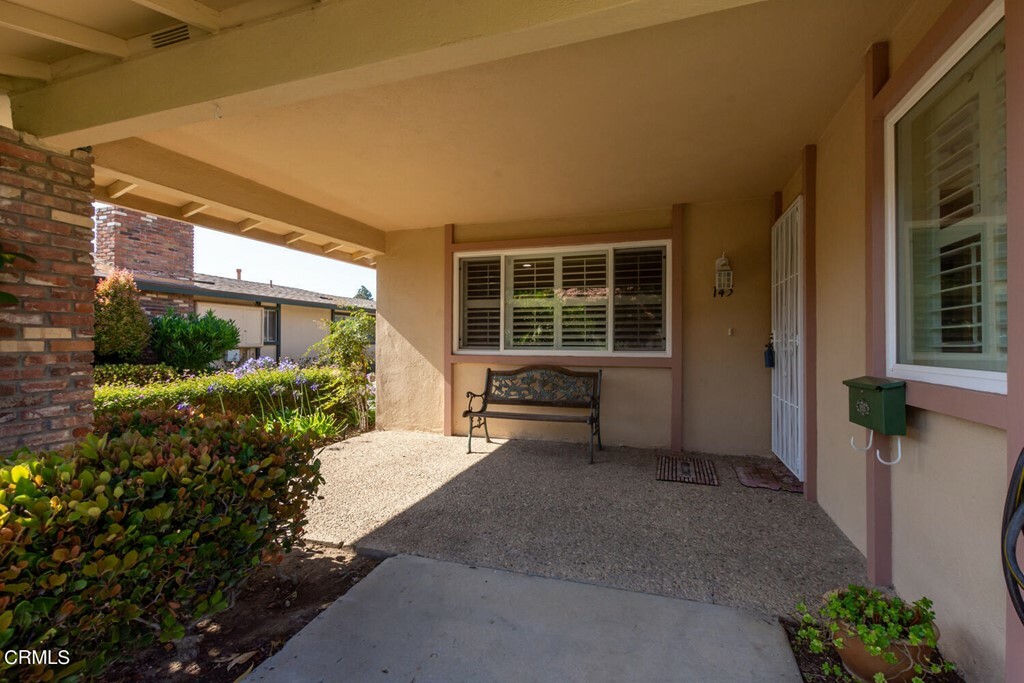 Property Photo:  145 E Alta Green  CA 93041 