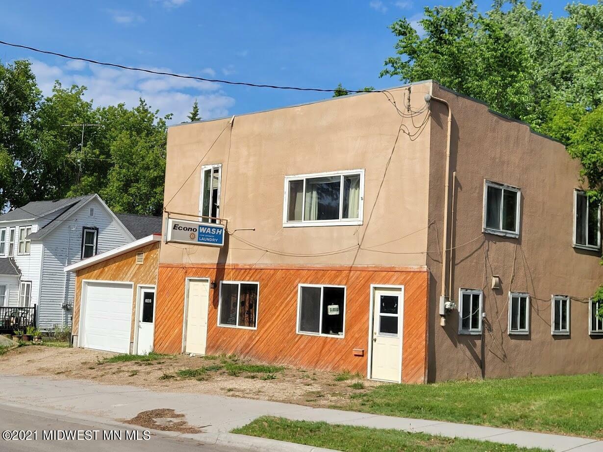 Property Photo:  202 Central Avenue  MN 56324 