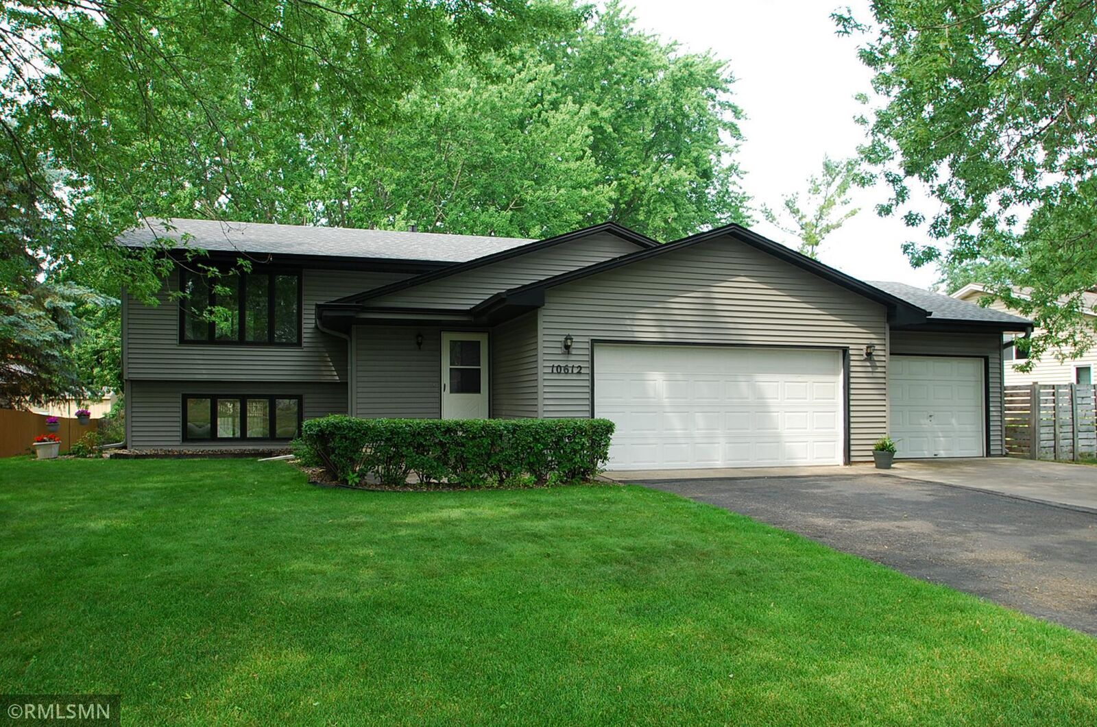 Property Photo:  10612 Packard Street NE  MN 55014 