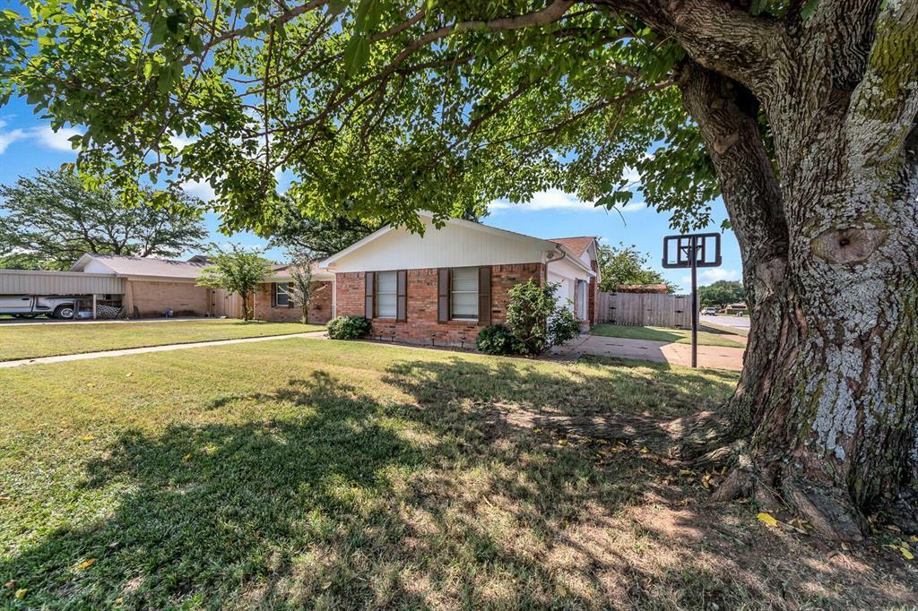 Property Photo:  545 Mustang Drive  TX 76179 