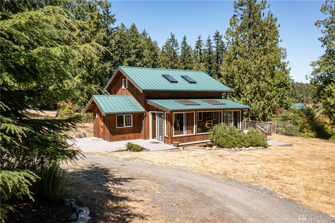 Property Photo:  1534 Lopez Rd  WA 98261 