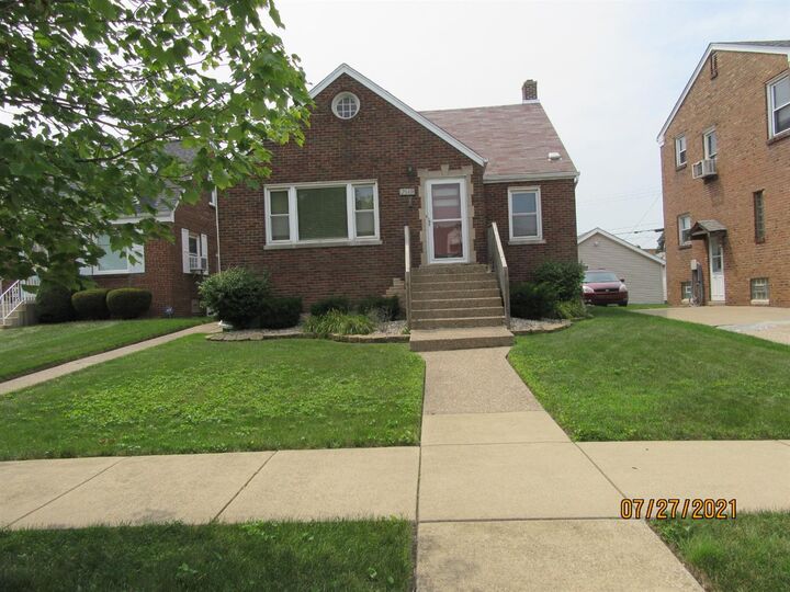 2148 Stanton Avenue  Whiting IN 46394 photo