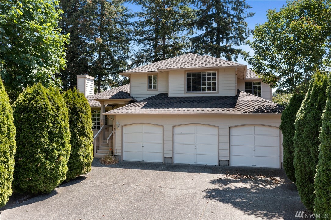 Property Photo:  22035 SE 277th St  WA 98038 