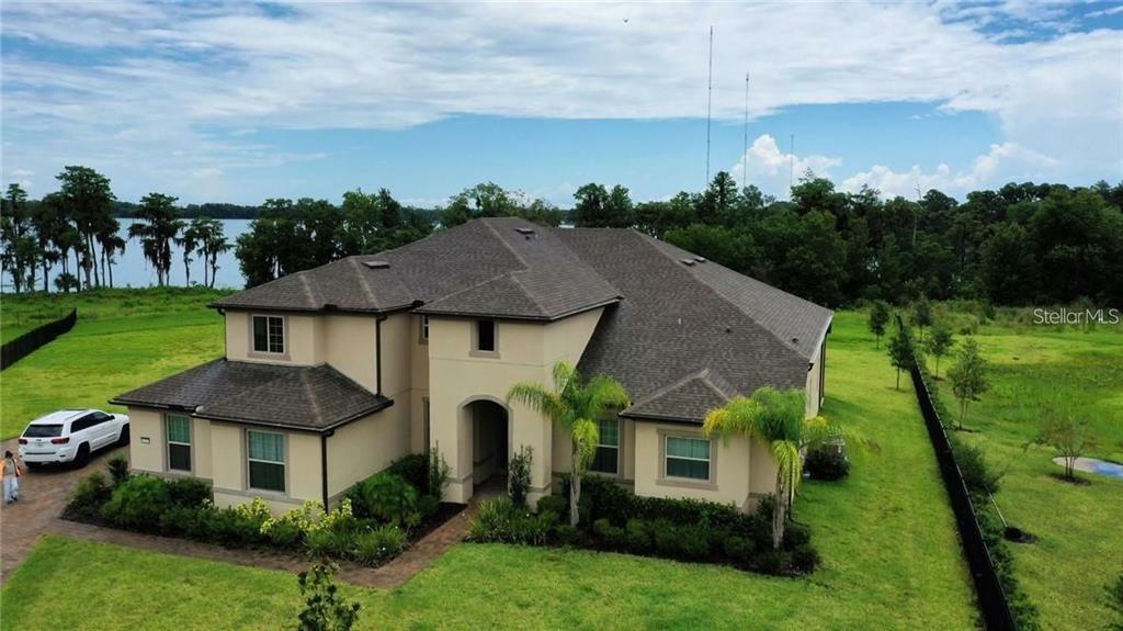 Property Photo:  17633 Sailfin Drive  FL 32820 